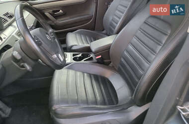 Купе Volkswagen CC / Passat CC 2013 в 