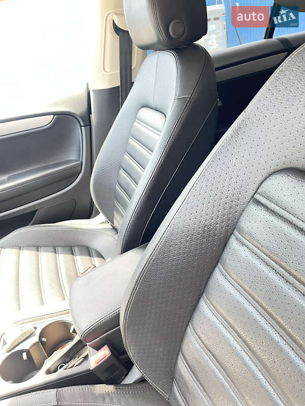 Купе Volkswagen CC / Passat CC 2015 в Херсоне