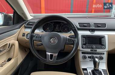 Купе Volkswagen CC / Passat CC 2015 в 