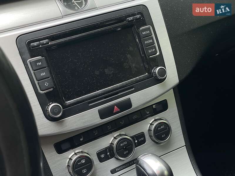 Купе Volkswagen CC / Passat CC 2013 в Киеве