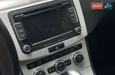 Купе Volkswagen CC / Passat CC 2013 в 