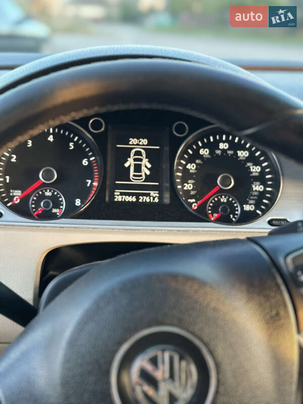 Купе Volkswagen CC / Passat CC 2013 в Ізмаїлі
