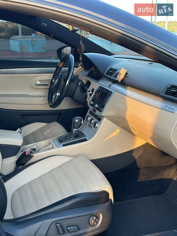 Купе Volkswagen CC / Passat CC 2013 в Ізмаїлі