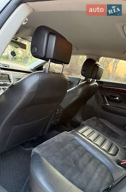 Купе Volkswagen CC / Passat CC 2013 в 