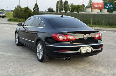 Купе Volkswagen CC / Passat CC 2012 в 
