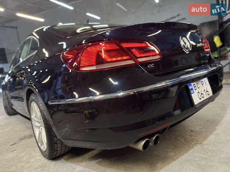 Купе Volkswagen CC / Passat CC 2012 в Львове