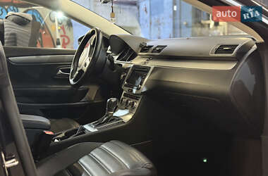 Купе Volkswagen CC / Passat CC 2012 в 