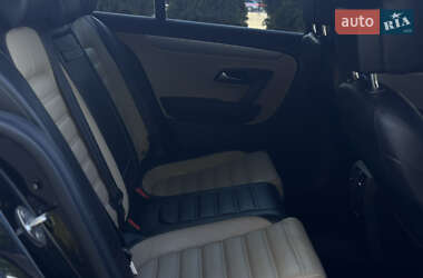 Купе Volkswagen CC / Passat CC 2013 в 