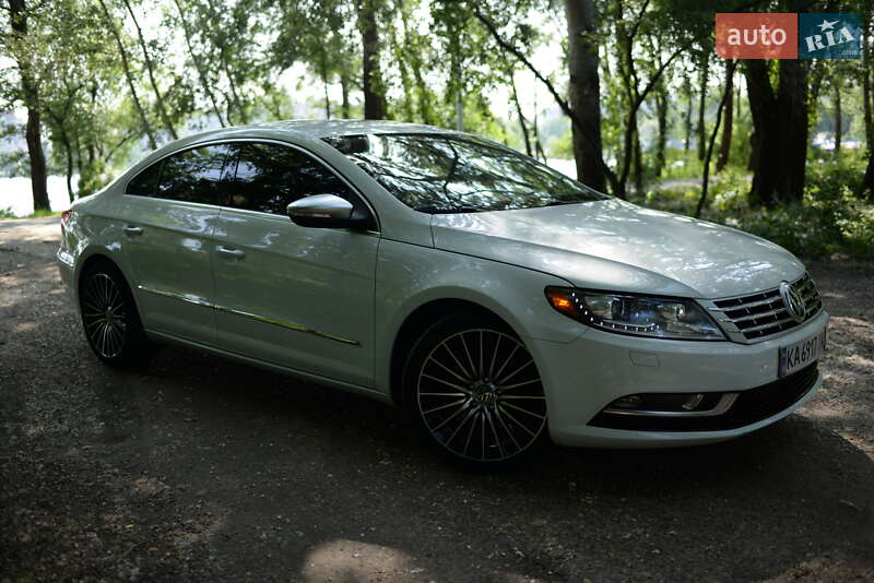 Купе Volkswagen CC / Passat CC 2016 в 