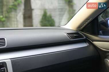 Купе Volkswagen CC / Passat CC 2013 в 