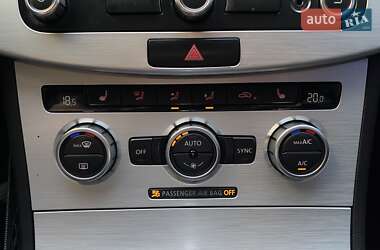 Купе Volkswagen CC / Passat CC 2013 в 