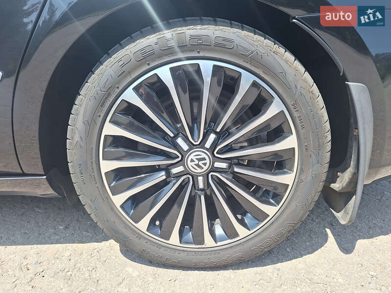 Купе Volkswagen CC / Passat CC 2014 в Славянске