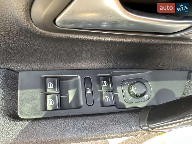 Купе Volkswagen CC / Passat CC 2012 в Полтаве