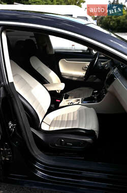 Купе Volkswagen CC / Passat CC 2009 в 