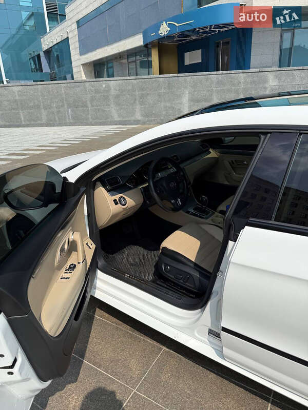 Купе Volkswagen CC / Passat CC 2012 в Харькове фото 5 Купе Volkswagen CC / Passat CC 2012 в Харькове