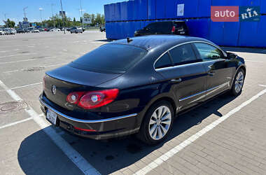 Купе Volkswagen CC / Passat CC 2011 в 