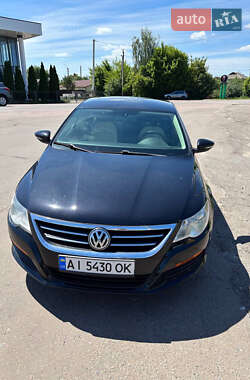 Купе Volkswagen CC / Passat CC 2011 в 