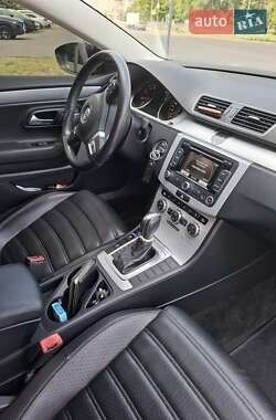 Купе Volkswagen CC / Passat CC 2013 в 
