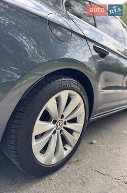 Купе Volkswagen CC / Passat CC 2013 в 