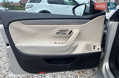 Купе Volkswagen CC / Passat CC 2009 в 