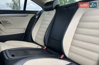 Купе Volkswagen CC / Passat CC 2009 в 