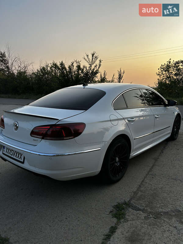 Купе Volkswagen CC / Passat CC 2015 в Южноукраинске