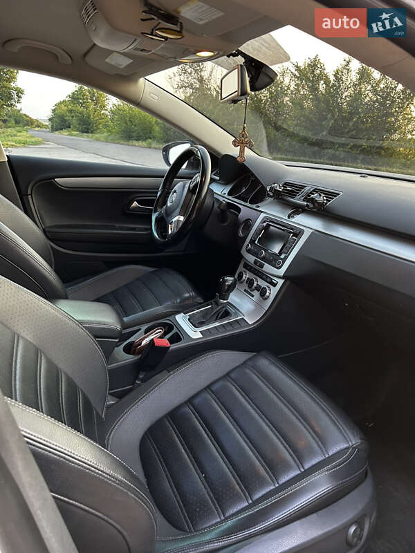 Купе Volkswagen CC / Passat CC 2015 в Южноукраинске