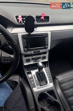 Купе Volkswagen CC / Passat CC 2012 в 