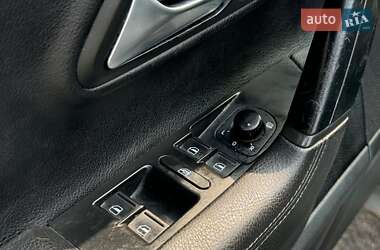 Купе Volkswagen CC / Passat CC 2009 в 