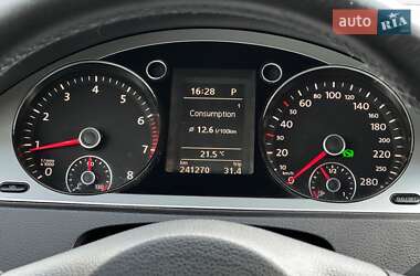Купе Volkswagen CC / Passat CC 2009 в 
