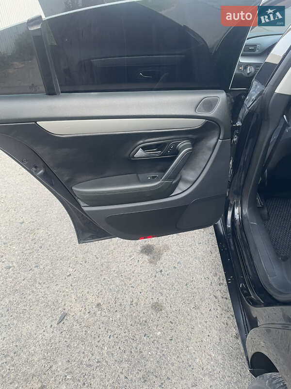 Купе Volkswagen CC / Passat CC 2010 в Одесі