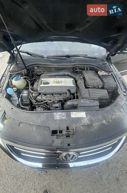 Купе Volkswagen CC / Passat CC 2010 в 
