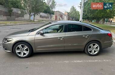 Купе Volkswagen CC / Passat CC 2010 в 