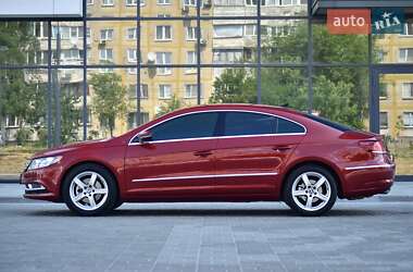 Купе Volkswagen CC / Passat CC 2013 в 