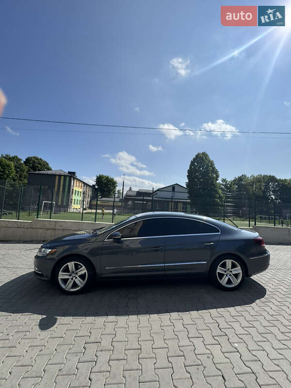 Купе Volkswagen CC / Passat CC 2014 в Черновцах