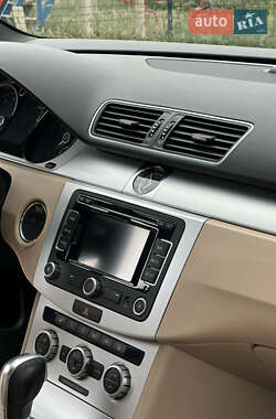 Купе Volkswagen CC / Passat CC 2014 в 