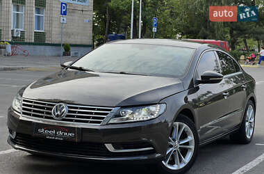 Купе Volkswagen CC / Passat CC 2016 в 