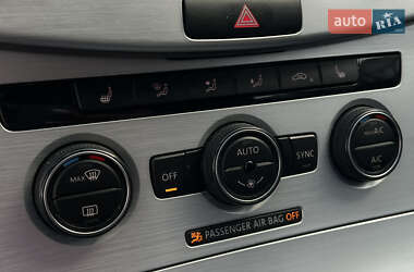 Купе Volkswagen CC / Passat CC 2016 в 