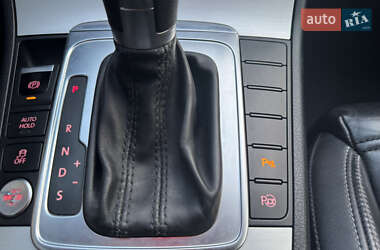 Купе Volkswagen CC / Passat CC 2012 в 