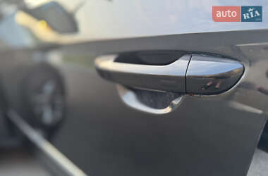 Купе Volkswagen CC / Passat CC 2012 в 