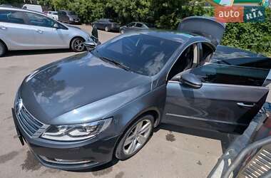 Купе Volkswagen CC / Passat CC 2013 в 