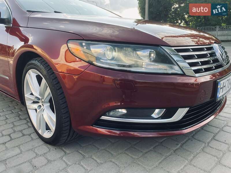 Купе Volkswagen CC / Passat CC 2013 в Дніпрі