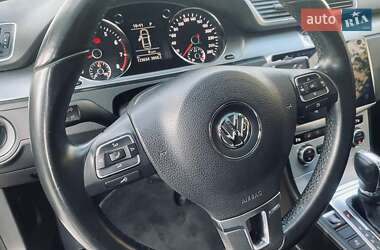 Купе Volkswagen CC / Passat CC 2013 в 