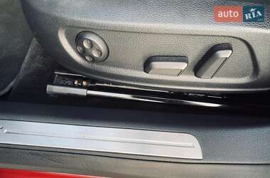 Купе Volkswagen CC / Passat CC 2013 в 