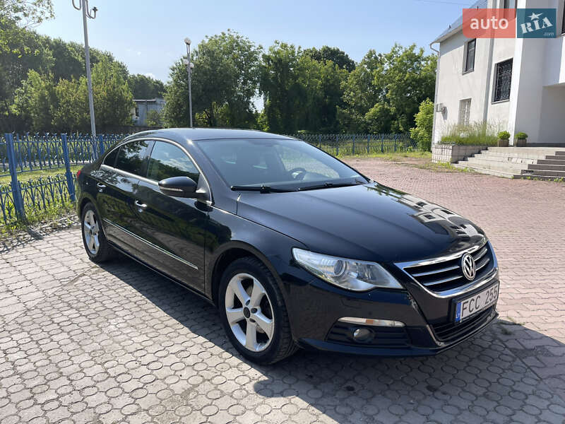 Купе Volkswagen CC / Passat CC 2010 в Хмельницком