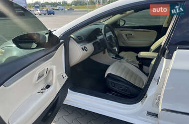 Купе Volkswagen CC / Passat CC 2011 в 