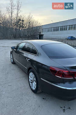 Купе Volkswagen CC / Passat CC 2015 в Львове
