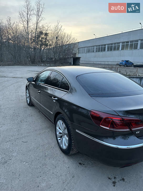 Купе Volkswagen CC / Passat CC 2015 в 