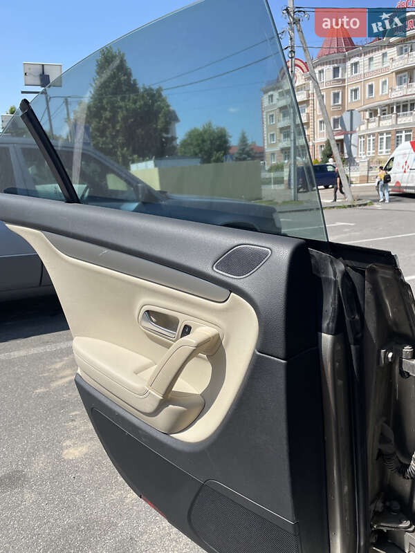 Купе Volkswagen CC / Passat CC 2010 в Киеве