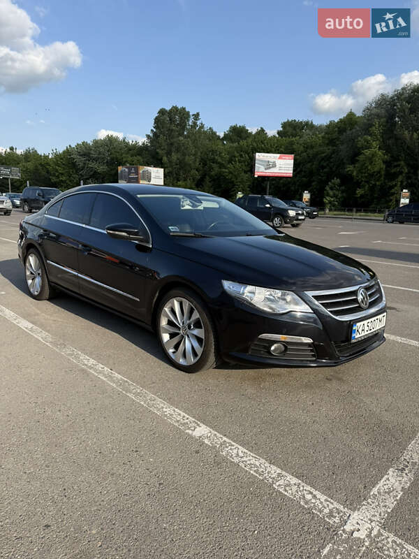 Купе Volkswagen CC / Passat CC 2010 в 